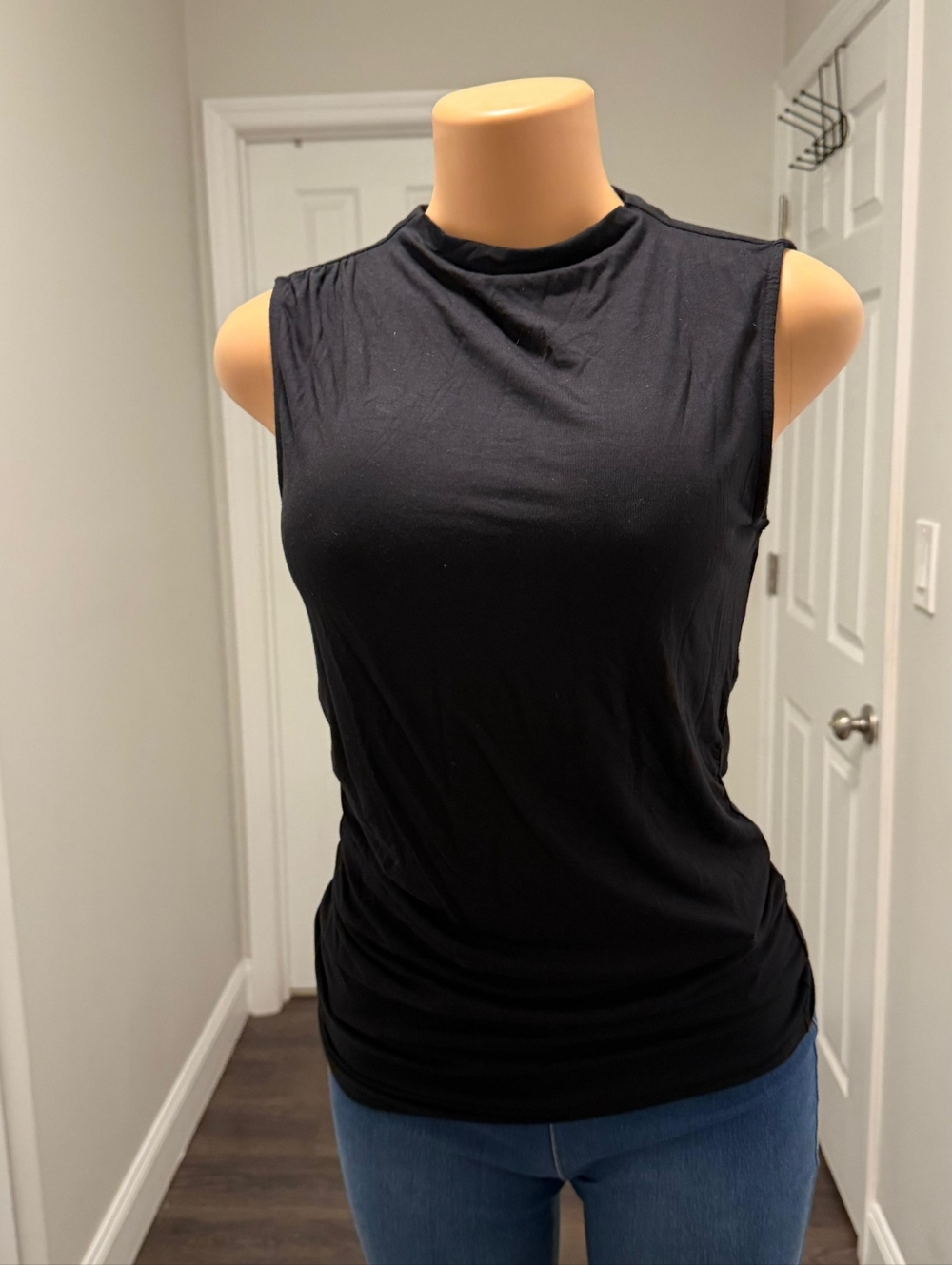 NWOT BAR lll top sleeveless  in BLACK SIZE S